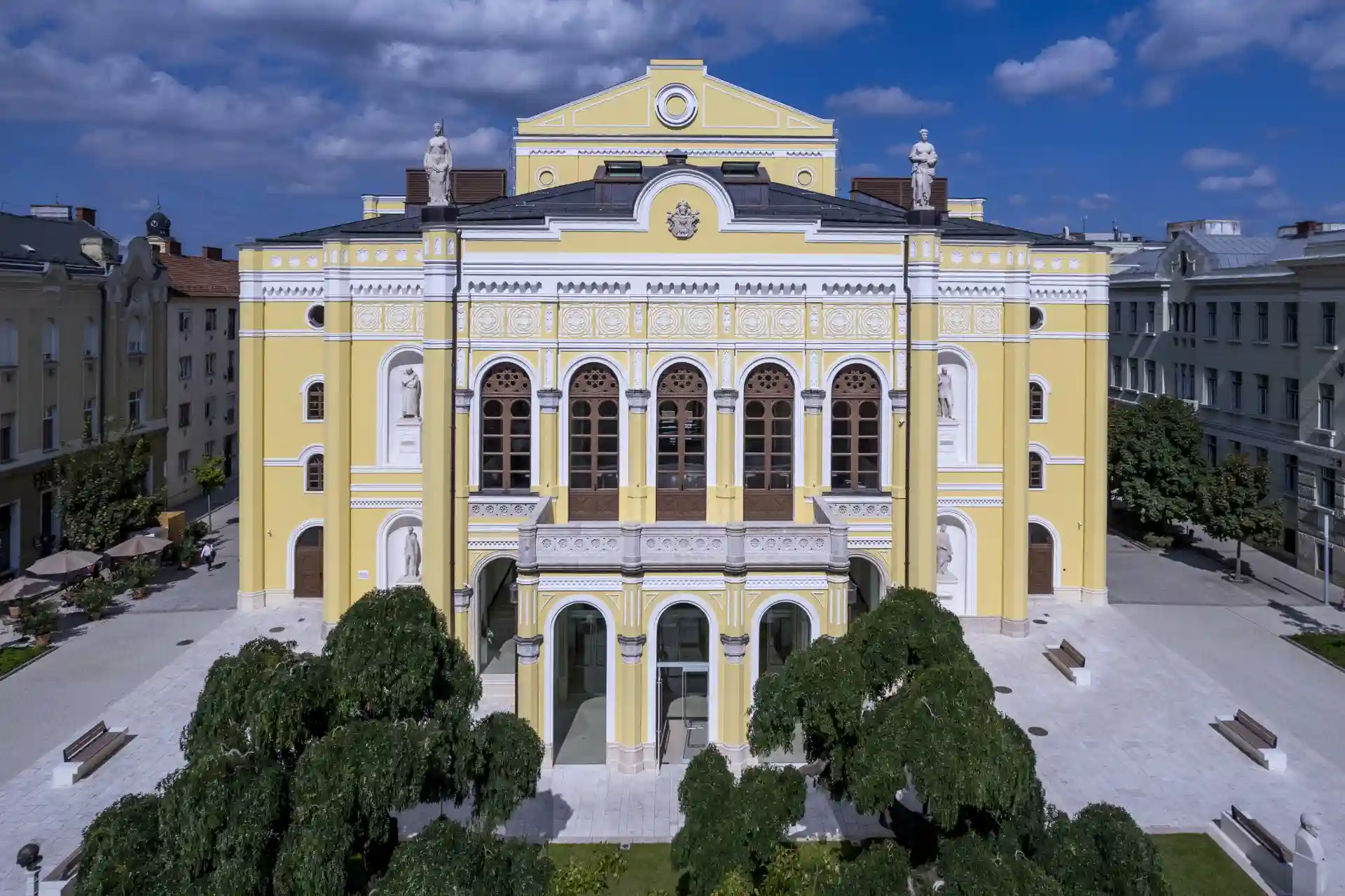 színház (1)